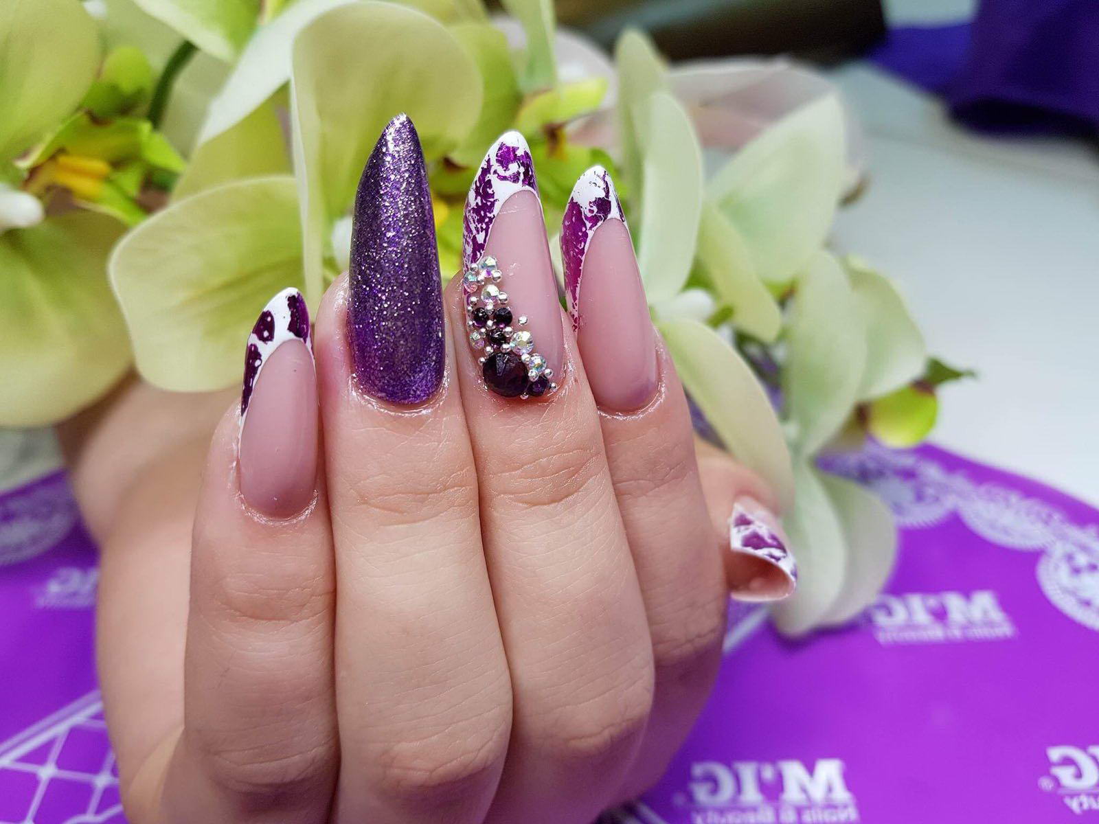 acrylic flower nail designs