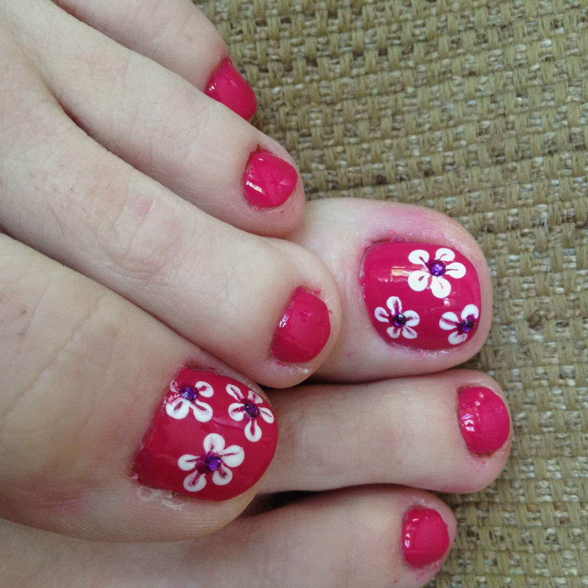 flower toe nail designs