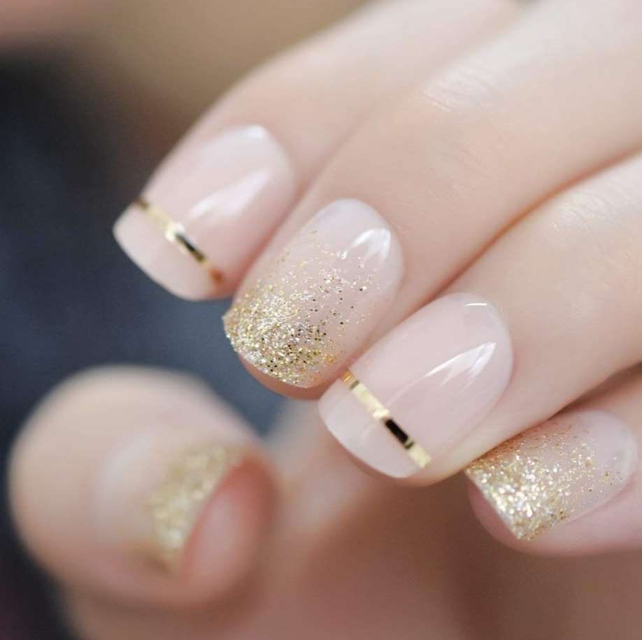 Glitter short nails