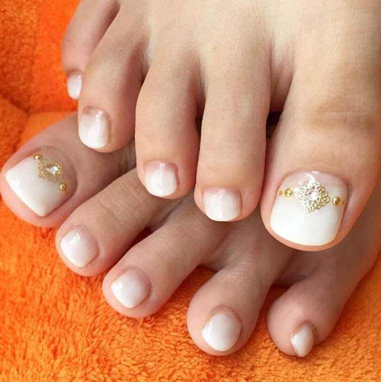 French Toe Nail Designs Tutorial Step-by-Step.