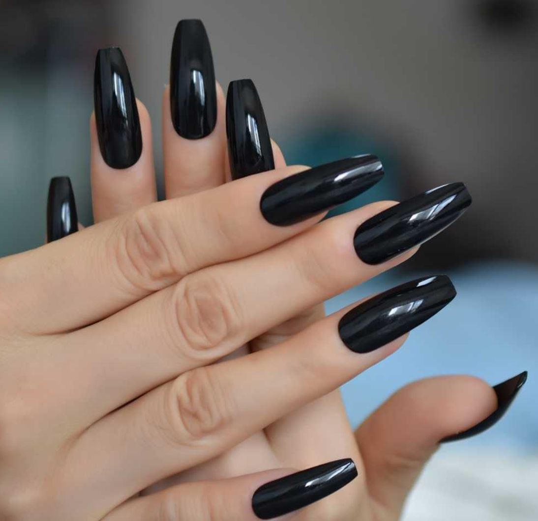 black ballerina nails