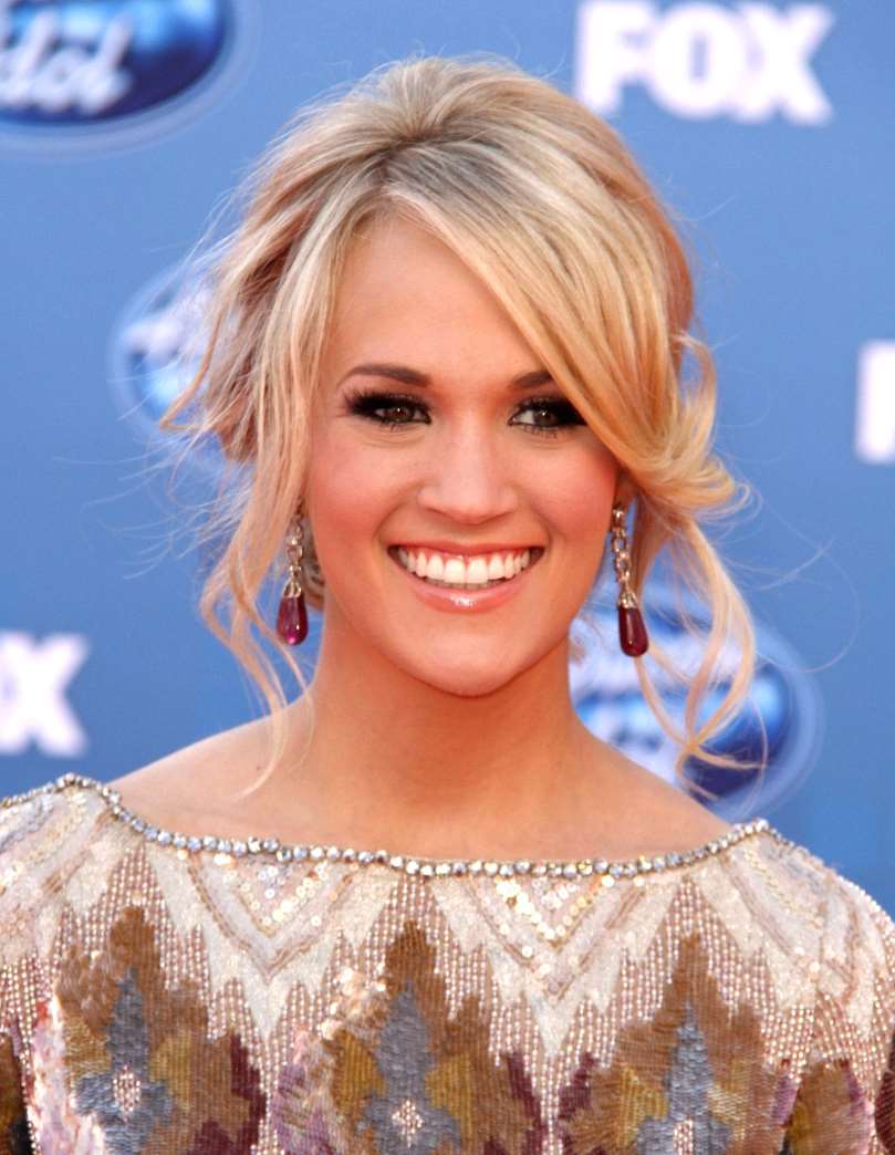carrie underwood updo hairstyle.