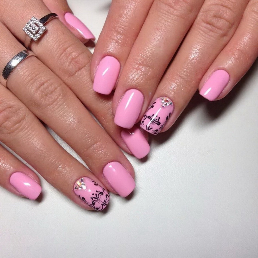 natural pink nails.