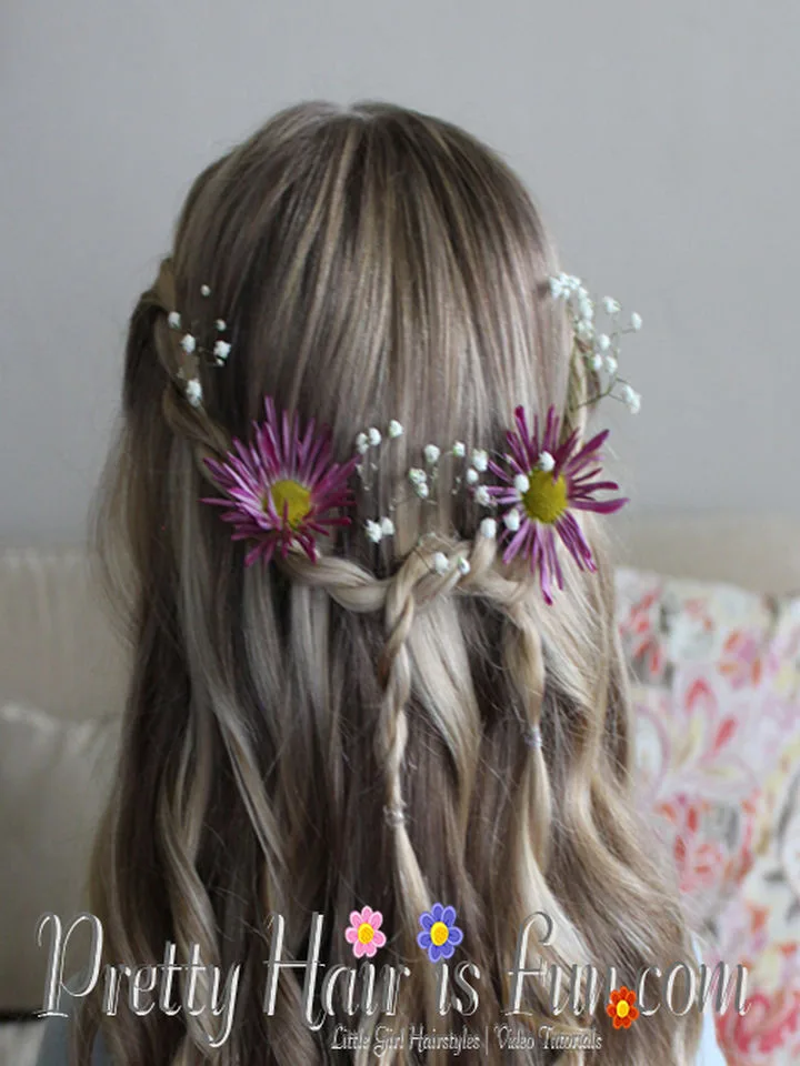 17 Disney Princess Hairstyles - A beautiful style even Princess Aurora would love.
