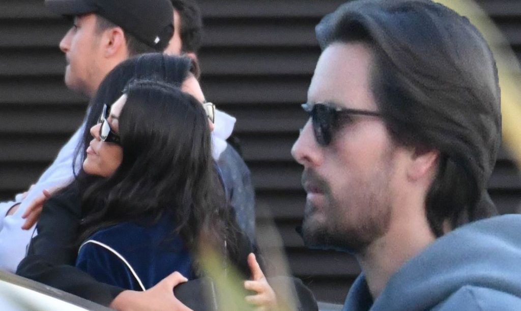Kourtney Kardashian takes newly solitary ex-lover Scott Disick on uncommon lunch day with the youngsters